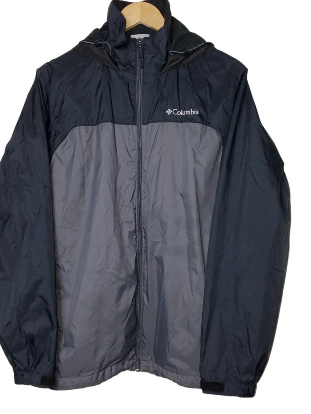 Columbia Men's Black and Gray Glennaker Lake Rain Jacket, Size M